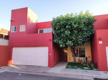 Casa de 2 habitaciones, Tijuana · Casa en Renta en La Perla Bahía, Playas de Tijuana.