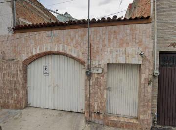 Casa de 3 habitaciones, Guadalajara · Casa en Venta en Ferrocarril, Guadalajara, Jalisco