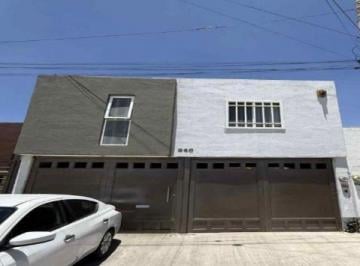 Casa · 158m² · 3 Recámaras · Casa en Venta en El Rosedal