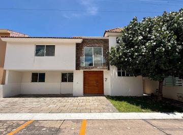 9b50fc80ac4e8fd62cb3271138a56e1f7ff276ef3db66badc31c35fffb66748c · Casa en Venta Jardín Real