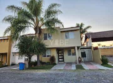 Casa de 3 habitaciones, Zapopan · En Venta Casa en Villas Santo Tomás