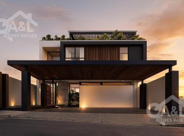 Casa · 370m² · 4 Recámaras · 3 Estacionamientos · Extraordinaria Casa en Fraccionamiento Cumbres Animas