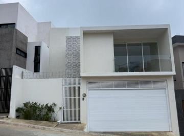 Casa de 3 habitaciones, Xalapa · Casa en Renta en Xalapa