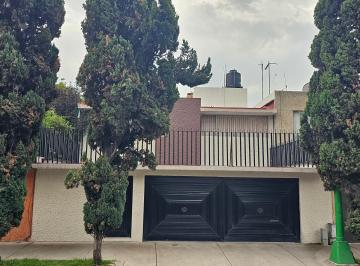 Casa de 5 habitaciones, Coyoacán · Casa en Zona Residencial, Seguridad, Tranquilidad en Coyoacán, Paseos de Taxqueña.