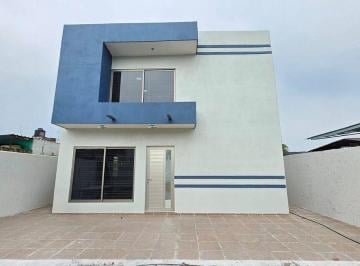 29406cba38e467527cd9bf945e81dff033c268a6b0611386d07de0cf29904b29 · Casa en Renta en Veracruz Col. Chapultepec con 4 Hab.