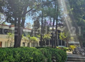 Casa · 802m² · 6 Recámaras · 5 Estacionamientos · Sobre Paseo de La Reforma, a 950 m del Cruce con Constituyentes