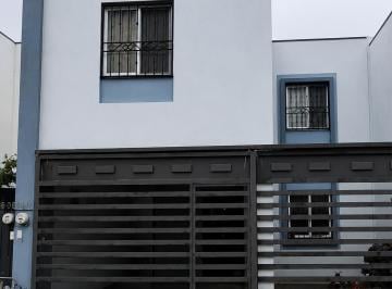 Casa de 3 habitaciones, García · Casa en Venta – Las Lomas Sector Jardines | Mitras Poniente