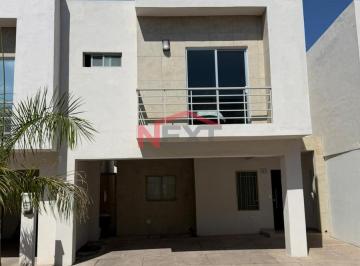 Foto principal · Casa en Renta Aurea Residencial