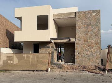4b97924c7c3da176d54d9a10a3bc69d0e62b36de0a8f8b3b2cf028ad3daeb40a · Casa Nueva en Preventa Ubicada en La Espiga Querétaro