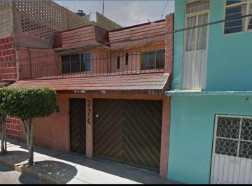 Casa de 4 habitaciones, Nezahualcóyotl · Casa en Venta Cerca de Av Pantitlán y Estadio Neza