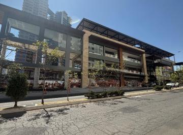 Local comercial · 110m² · Plaza Comercial en Interlomas