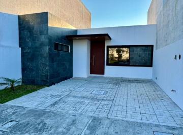 Casa de 2 habitaciones, Alvarado · Casa en Venta en Veracruz Fracc. Loma de La Rioja Frente a Area Verde