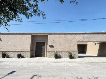 Casa de 4 habitaciones, Saltillo · Casa en Venta en Loma Blanca