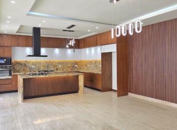 Casa de 4 habitaciones, Benito Juárez · Casa con Acabados de Lujo en Vía Cumbres | 4 Recámaras + Jacuzzi Privado