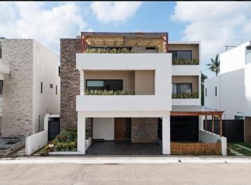 3dc2dc63defd236029efcb63f770a5cf88b2eeb4f9f1eb4fcdaee4b37c11964a · Casa en Veta en Veracruz Fracc. Tai Tai en Playa de Vacas