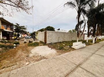 acf0c2395e7a9b44c29e361175d81d5cffffd7e33ee206f83bf3b16264908b93 · Terreno en Venta en Veracruz en Col. Venustiano Carranza