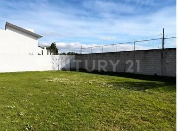 Terreno / Lote · 345m² · Venta de Terreno en Puebla, Fraccionamiento y Club de Golf La Huerta, Cholula