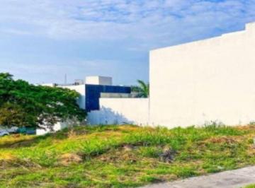331e99c00646afde4dd625bec8d911a36c8f6e1454622118f5bd3717a20d3bfd · Terreno en Venta en Veracruz Fracc. Playas del Conchal
