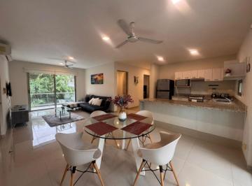 Departamento de 3 habitaciones, Solidaridad · Departamento de 120 m² Construidos con 3 Recámaras en Renta en Bellavista