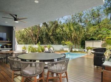Villa de 4 habitaciones, Solidaridad · Villa de 4 Recámaras con Alberca Privada y Estudio Independiente en Bosques de Bambú