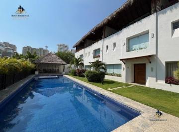 Villa · 245m² · 3 Recámaras · 2 Estacionamientos · Villa Nueva en Venta de 3 Recamaras en Zona Diamante
