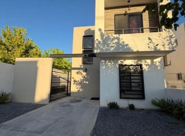 Casa de 3 habitaciones, Saltillo · Casa en Renta, Al Sur, Fracc. Bosques de Las Lomas, en Saltillo, Coah.