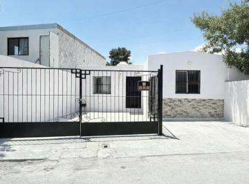 Casa de 2 habitaciones, Saltillo · Bonita Casa de 1 Planta Al Norte de Saltillo Col. Oceania