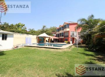 Casa · 750m² · 6 Recámaras · 6 Estacionamientos · Brisas Casa - Clave Cs516