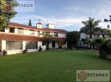 Casa · 649m² · 3 Recámaras · 5 Estacionamientos · Delicias Casa - Clave Cs442