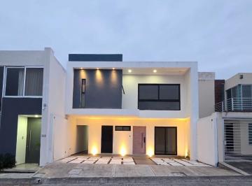Casa de 4 habitaciones, Alvarado · Venta de Casa de 4 Recamaras en Lomas Residencial