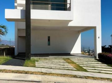 Casa de 3 habitaciones, Tuxtla Gutiérrez · Casa en Renta en Club Residencial La Vista en Tuxtla Gutiérrez, Chiapas