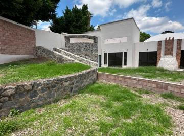 Casa de 4 habitaciones, Querétaro · Venta Hermosa Casa Esquina Nueva por de Bajo de Su Valor Comercial