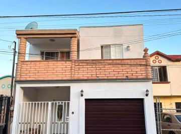 Casa de 4 habitaciones, Ensenada · Rento Casa Amplia de 4 Recámaras