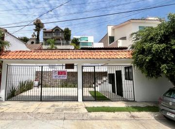 Casa en condominio de 3 habitaciones, León · Casa en Renta Fraccionamiento Gran Jardín 1a Sección de Una Piso