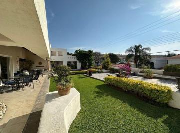 27ca1258fc002d492fa3291c2296b055591ebaa2e5df27d893bd378c0f75f257 · Casa Mediterránea con Doble Altura y Vista | Lomas de Cocoyoc