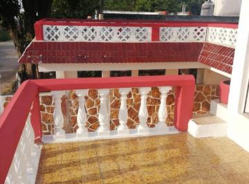 Casa de 3 habitaciones, Cuernavaca · Casa en Venta en Lomas de Atzingo