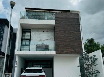 Casa de 4 habitaciones, Pachuca · Casa en Renta en Pachuca con 4 Recamaras en Privada