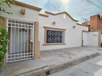 Casa · Casa - Juan Escutia