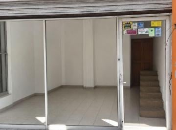 Local comercial · Local en Renta Av Zarco