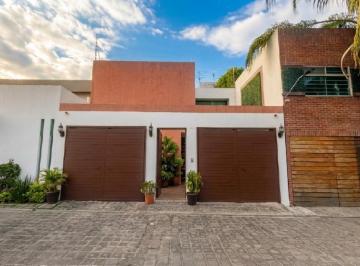 N/A · Casa en Cerrada Privada