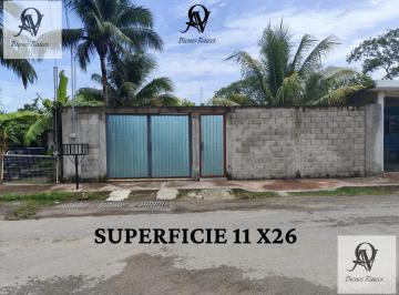 Casa · 283m² · 2 Estacionamientos · Casa en Pacto Obrero Campesino