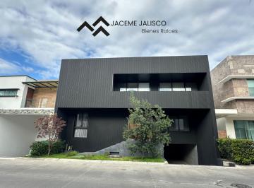 Casa en condominio de 5 habitaciones, Zapopan · Casa en Zapopan Venta Coto Villa Verona