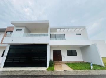 052edbd3874e9bbe68f850efff8bdbb7ec16e457b5485fccc19bebf4942a1770 · Casa en Venta en Veracruz Fracc. Palmas Medellín Ver.
