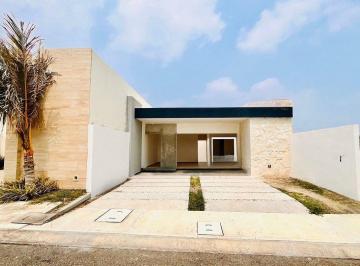 e98562bec7bd9b115b9081df9e6e51e84c8e99bf2c4c633e2de163caf67e72cf · Casa en Venta en Veracruz Fracc. Lomas del Mediterráneo