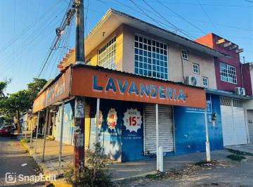 d673ff0368182b4711a028c471f02ef62c984e898498538bc409783472cd545b · Casa en Venta en Veracruz con Local Comercial Col. Díaz Serdán