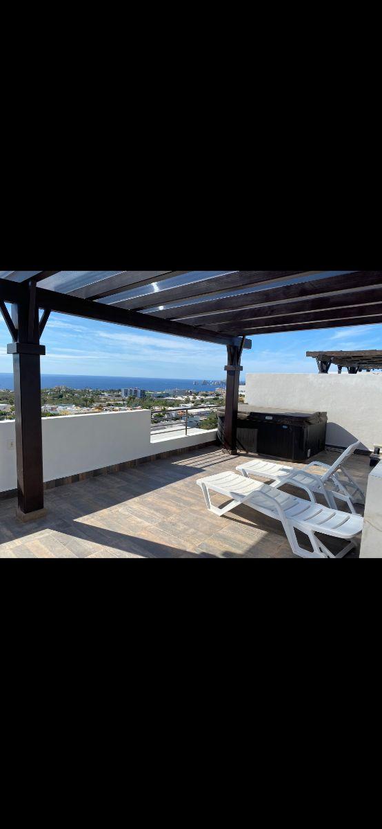 Se Renta Precioso Penthouse en Residencial con Alberca, Gym, Cancha de Tenis