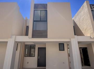 Casa · 87m² · 3 Recámaras · 1 Estacionamiento · Casa en Centro