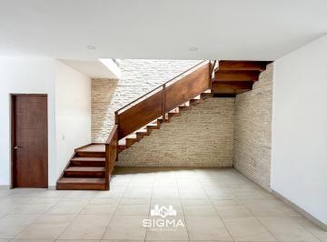 Casa · 3 Recámaras · 2 Estacionamientos · Casa en Renta El Mayorazgo