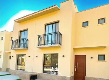 Casa · 108m² · 3 Recámaras · 2 Estacionamientos · Casa en Sur de Los López