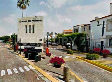 Casa · 220m² · 3 Recámaras · 3 Estacionamientos · Casa en Venta en Joyas del Pedregal